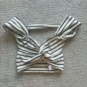 SHEIN Black and White Sleeveless Crop Tank Top